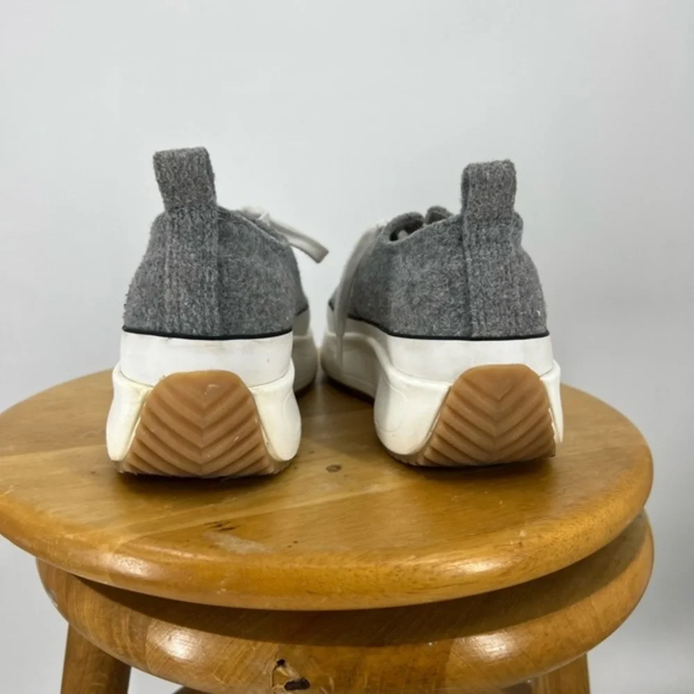 Madden Girl Women's Winner Sneaker 9